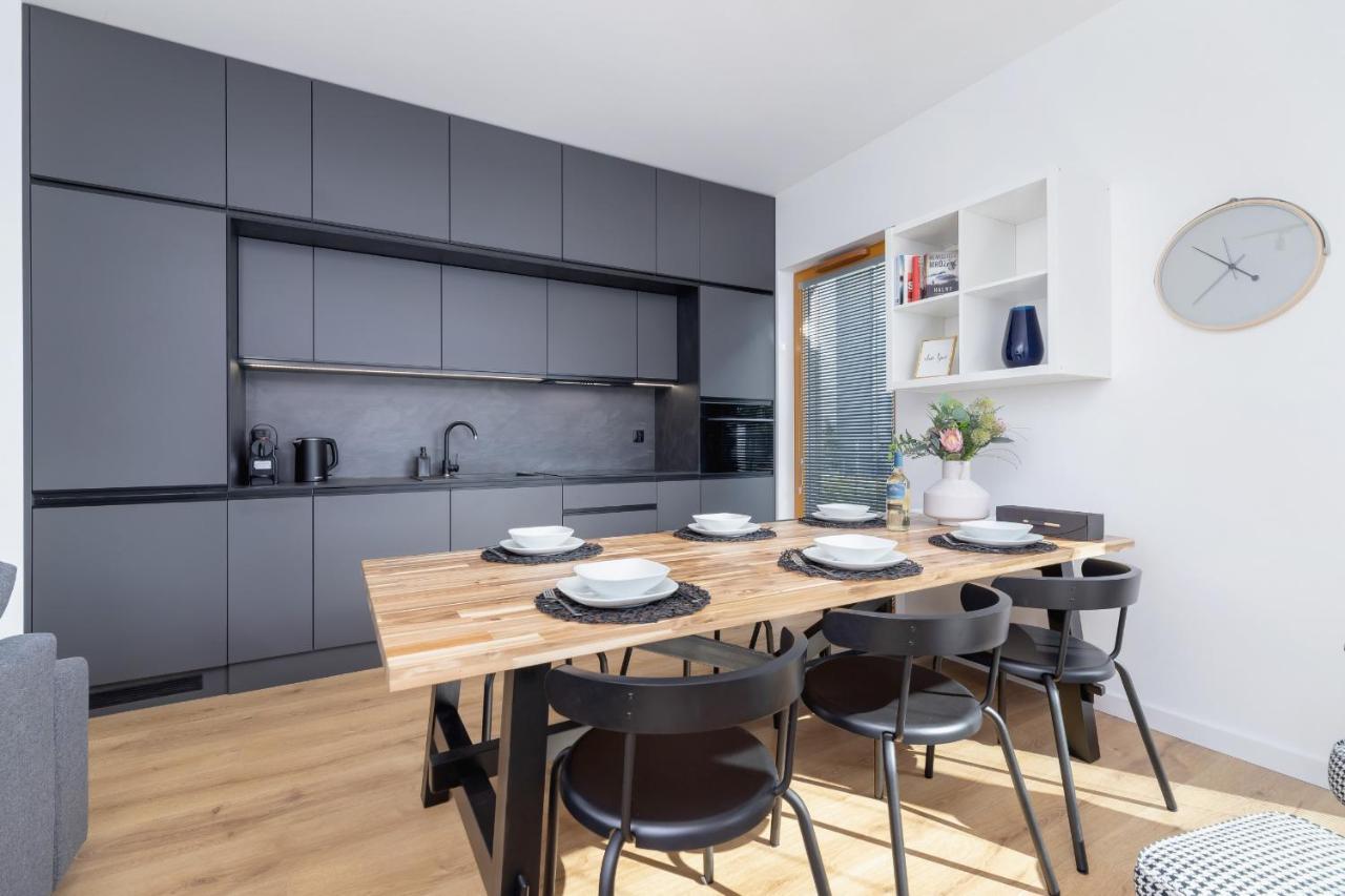 Luxurious Apartment Rakowicka Krakow By Renters Prestige Exterior foto