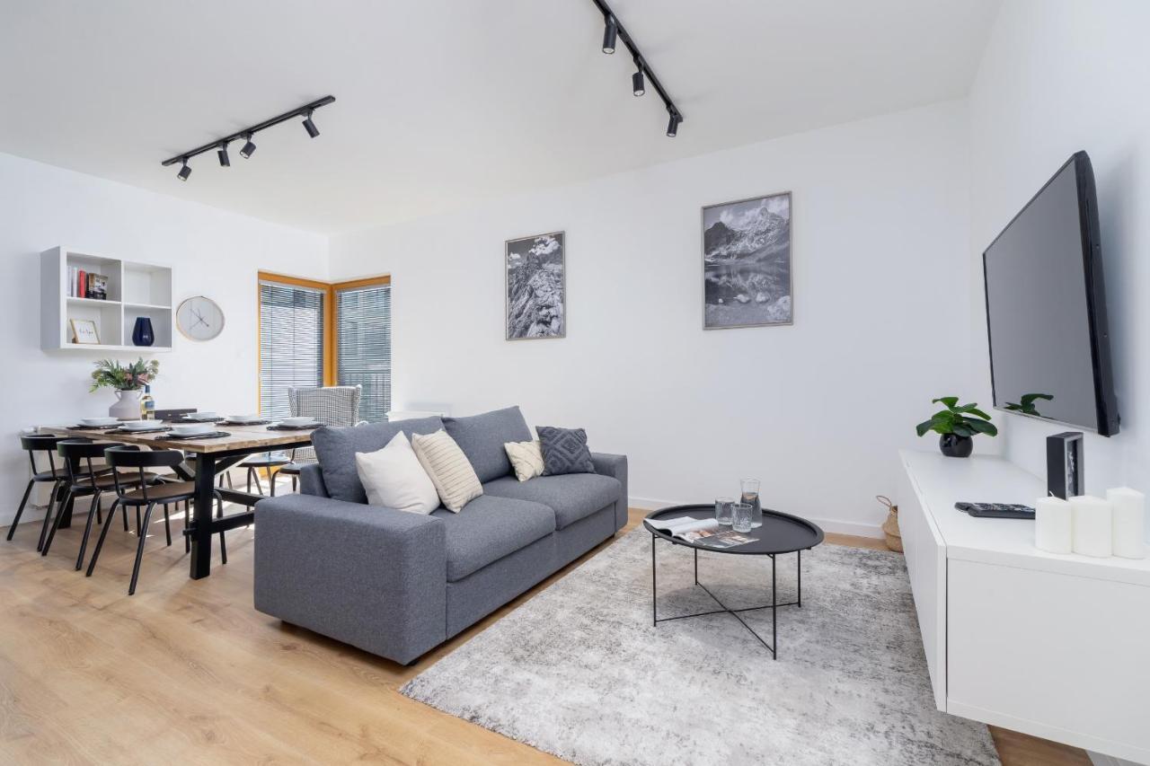 Luxurious Apartment Rakowicka Krakow By Renters Prestige Exterior foto